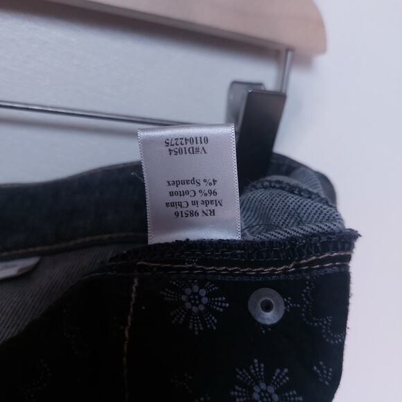 Coldwater Creek Classic Fit Gray Faded Denim Jeans 16 - Picture 6 of 6